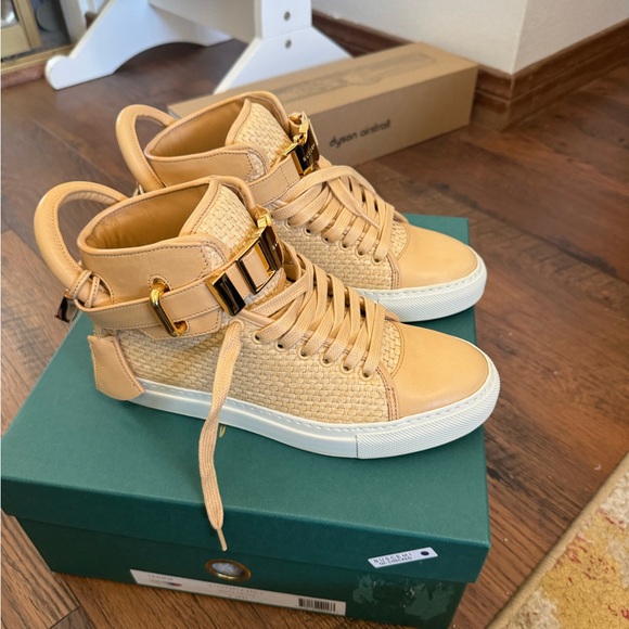 Buscemi Shoes - Picture 2 of 6